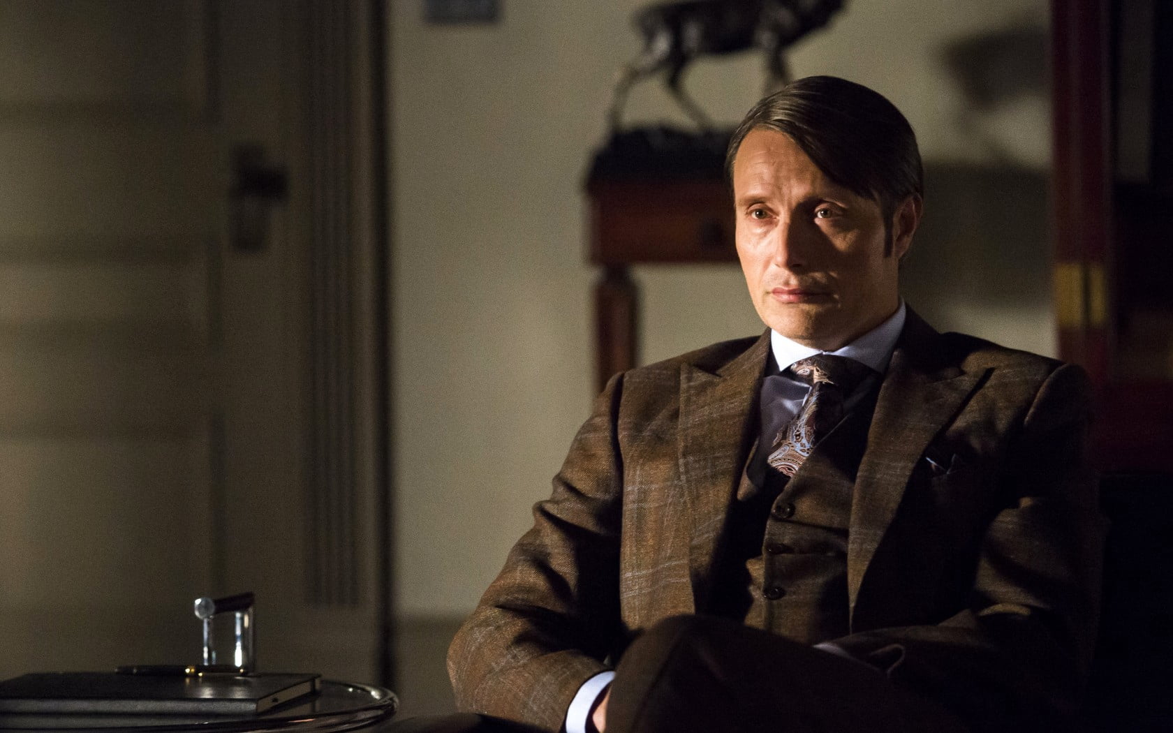 Mads Mikkelsen - Contact